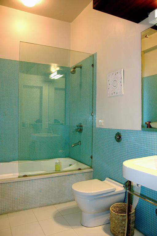 B Nineteen New Delhi Phòng bức ảnh
