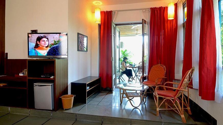 B Nineteen New Delhi Phòng bức ảnh